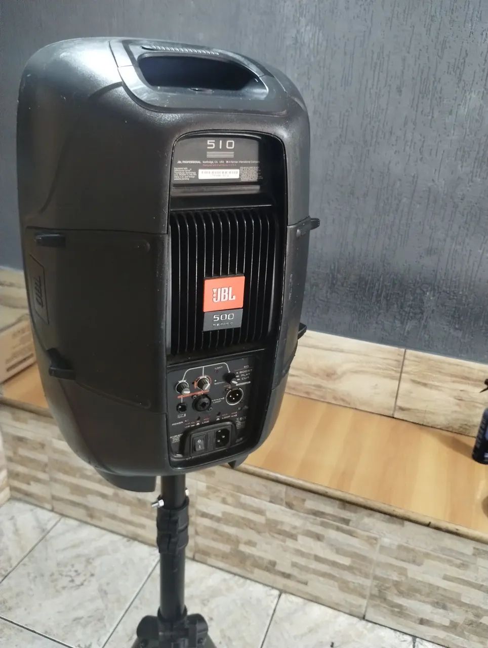 Caixa ativa JBL eon 510  - Foto 3