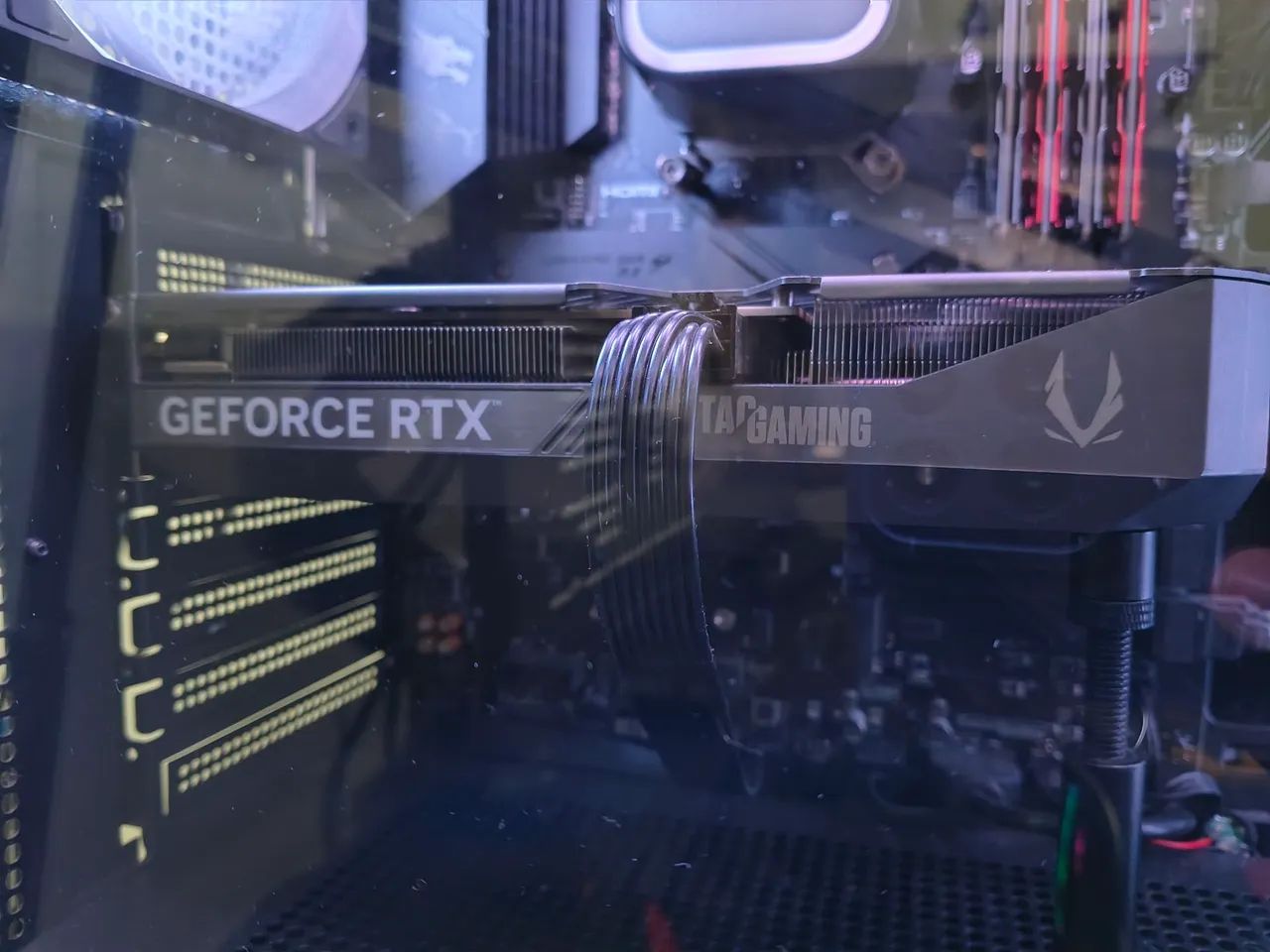 TROCO RTX 5060 TI 16GB - Foto 3