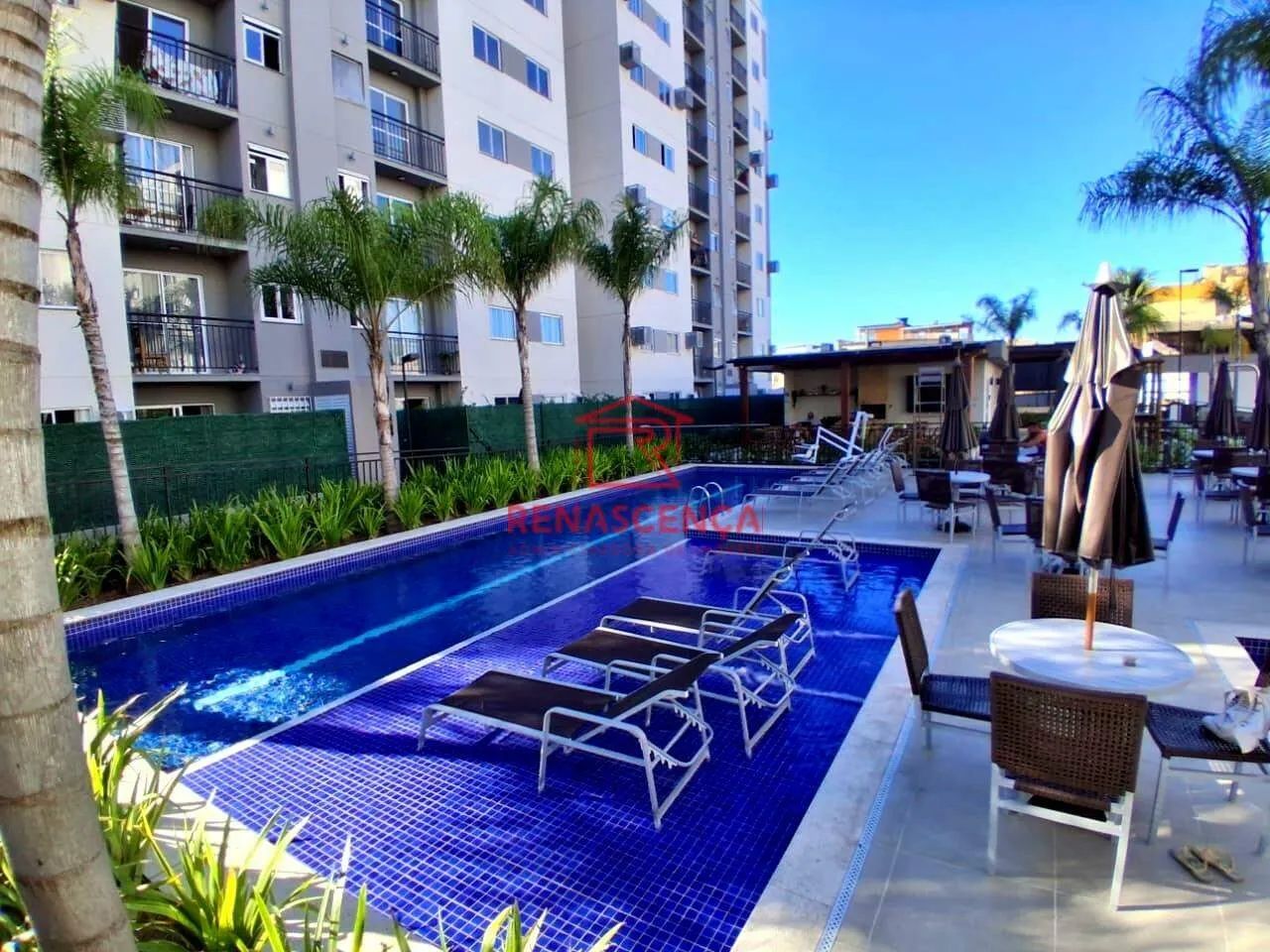 Apartamento com 2 quartos em Irajá.