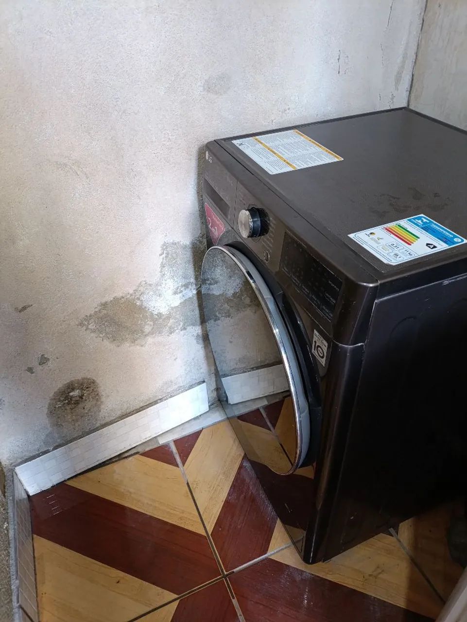 Lava e seca LG