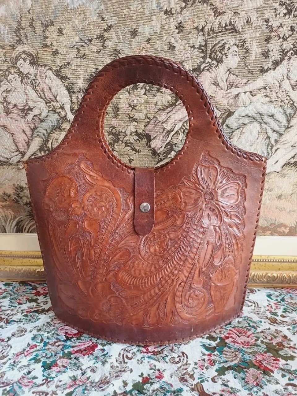 Bolsa antiga de couro uns 50cm - Foto 2