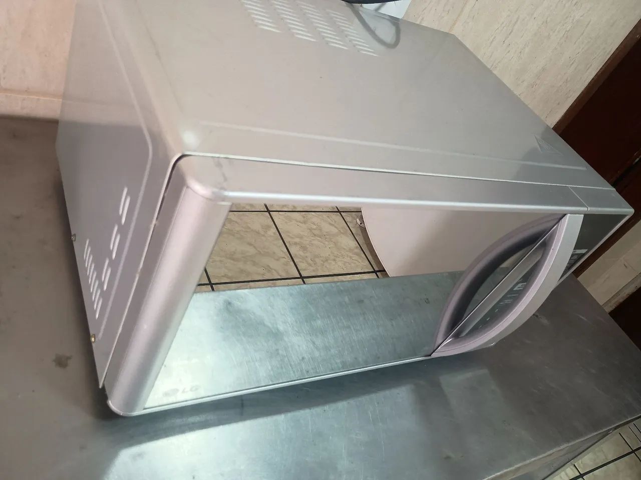 Microondas LG 31 lts - Foto 3