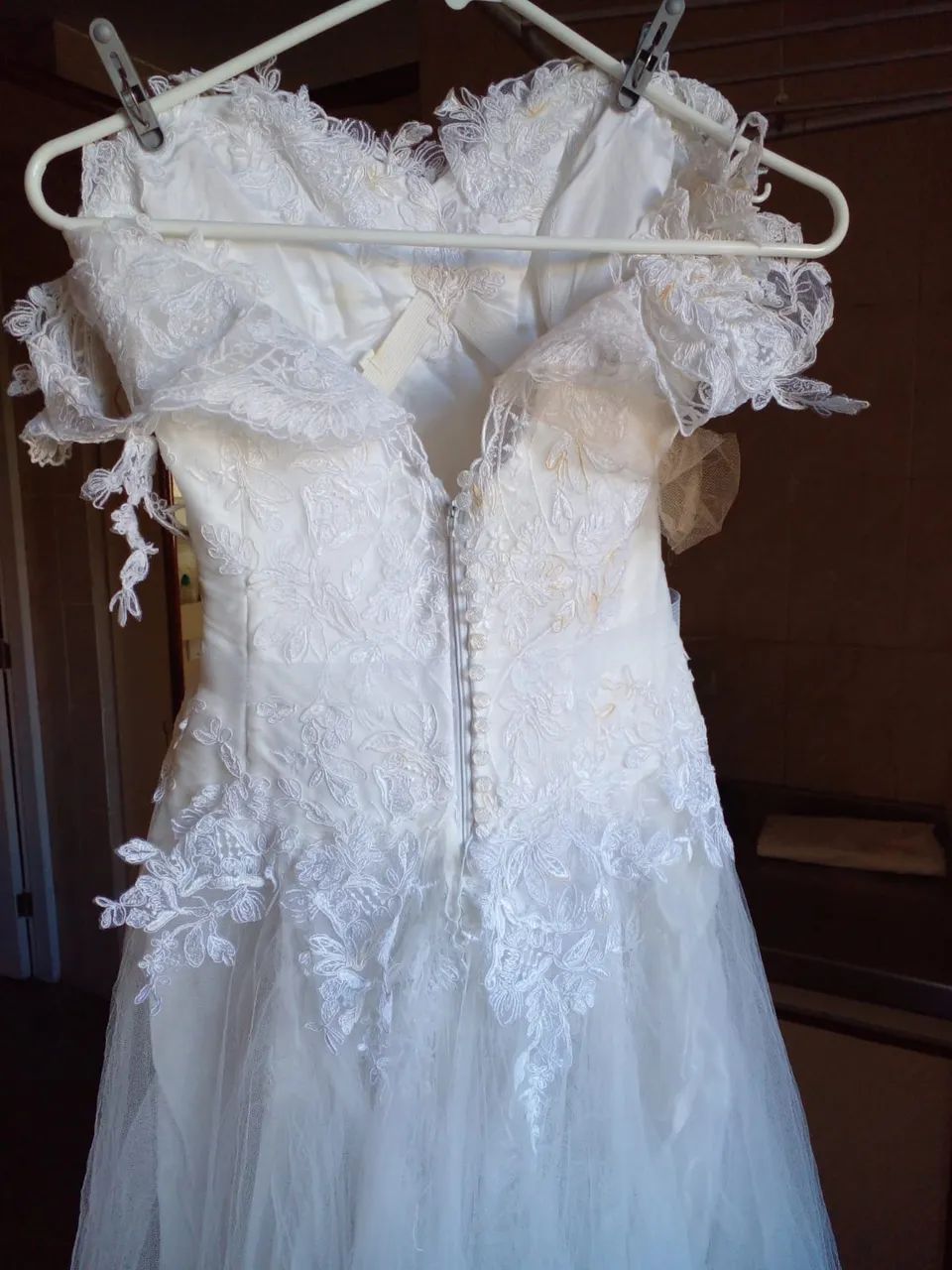 Vendo lindo vestido de noiva - renda  - Foto 4