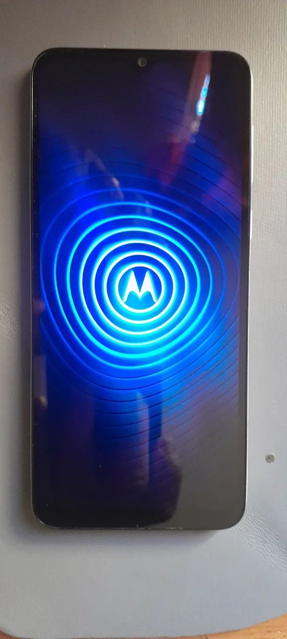 CELULAR MOTOROLA E13 64 MUITO NOVO E SEM NENHUM ARRANHÃO  - Foto 2
