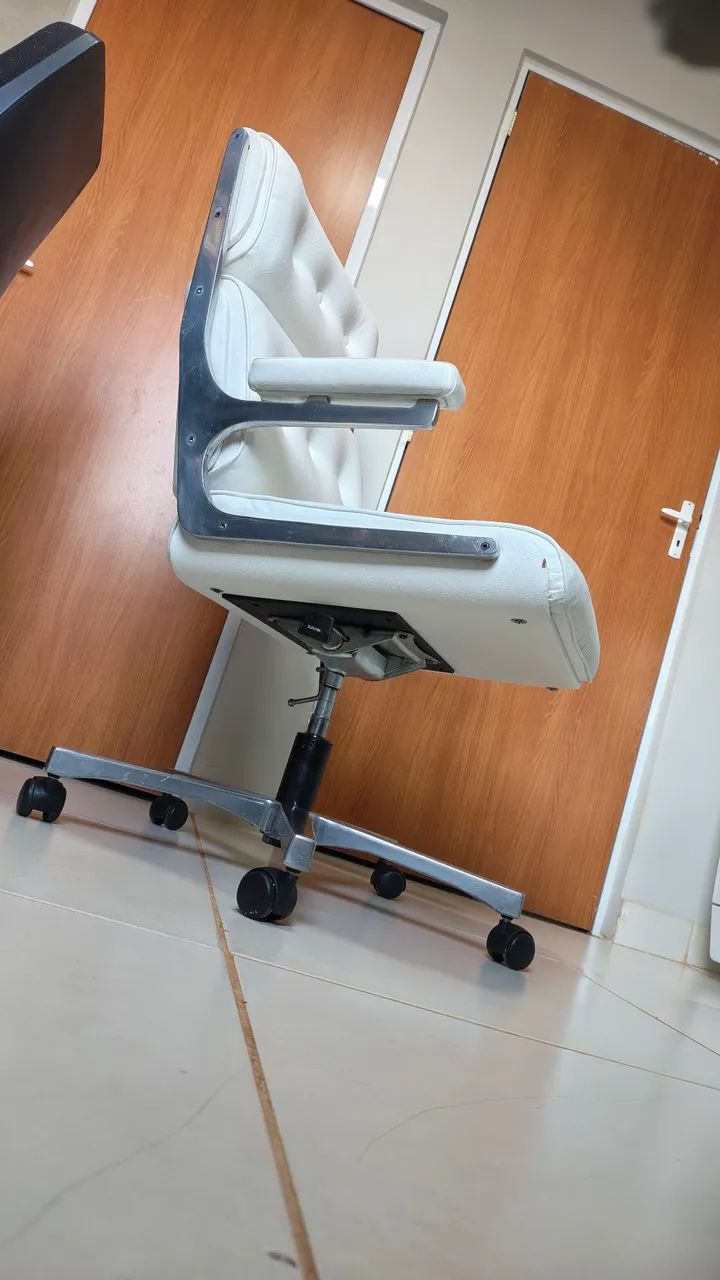 Cadeira executiva Eames Time-Life - Foto 4