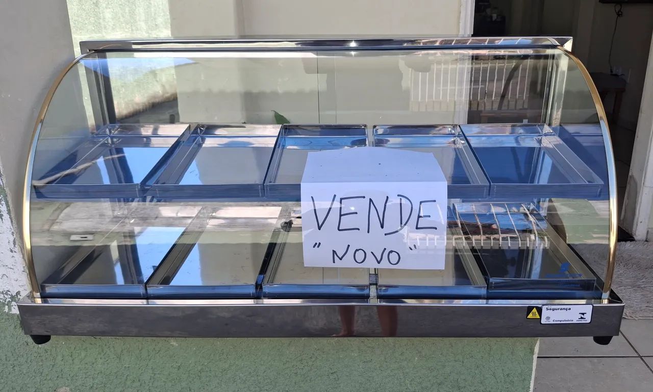 Estufa com 10 bandeija 