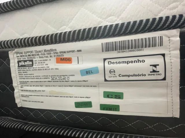 Cama solteiro com baú