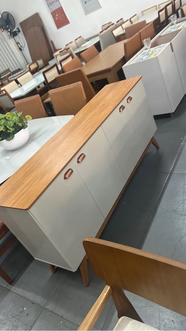 Mesa nova de madeira maciça  - Foto 3