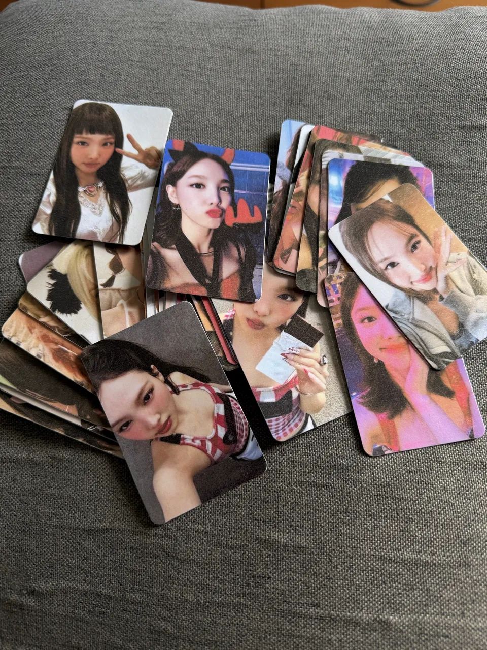 20 Photo Cards TWICE Fanmade de alta qualidade - Hobbies e