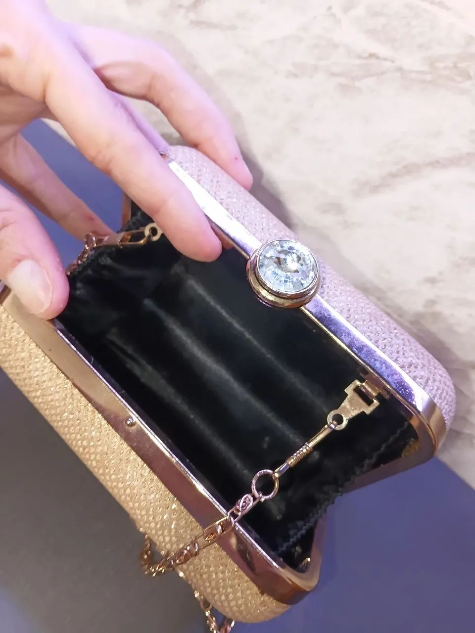 MINI BAG DOURADA - Foto 4