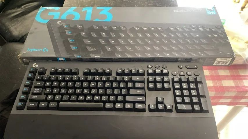 Teclado Logitech G613
