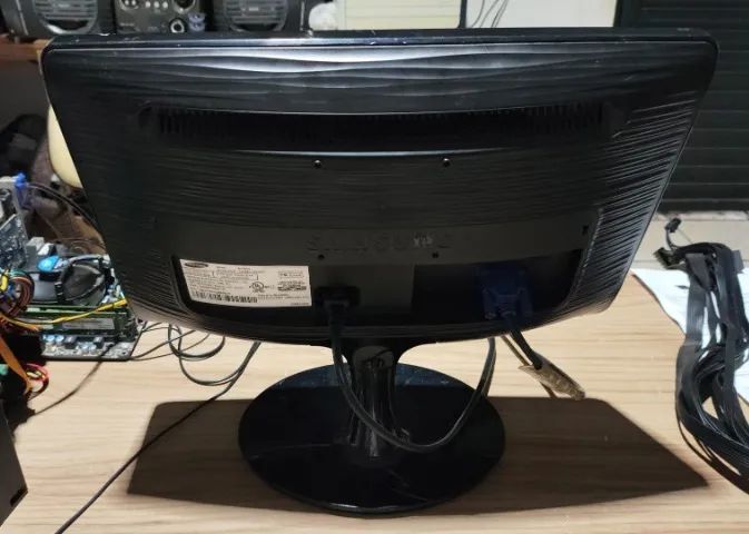 Monitor Lcd 16 Polegadas Samsung SyncMaster B1630 - Foto 4