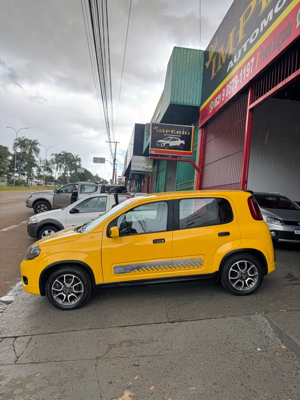 Fiat Uno Sporting 1.4 EVO Fire Flex 8V 4P 2014 - Foto 3