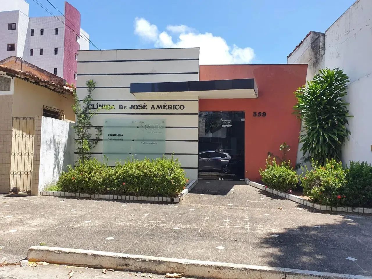 PRÉDIO COMERCIAL - PETRÓPOLIS