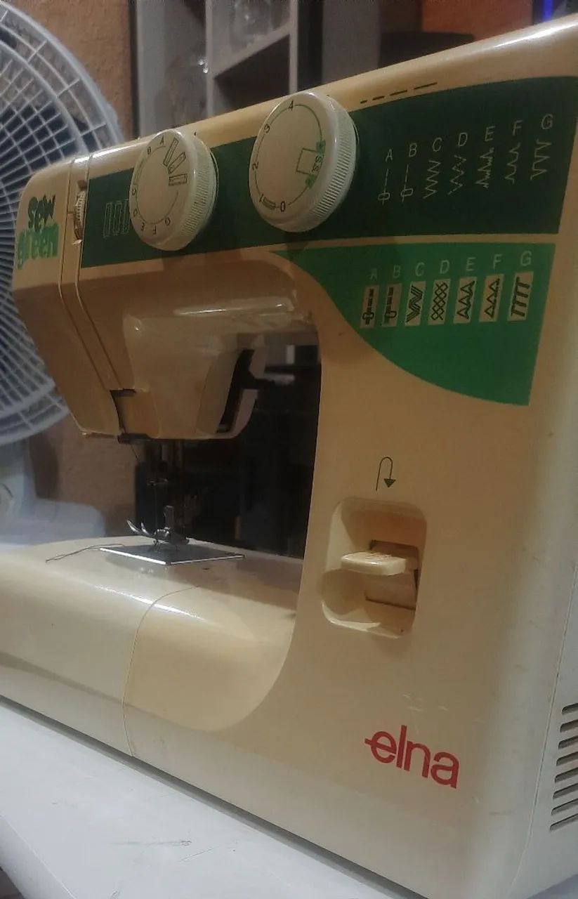 Vendo máquina de costura  - Foto 3