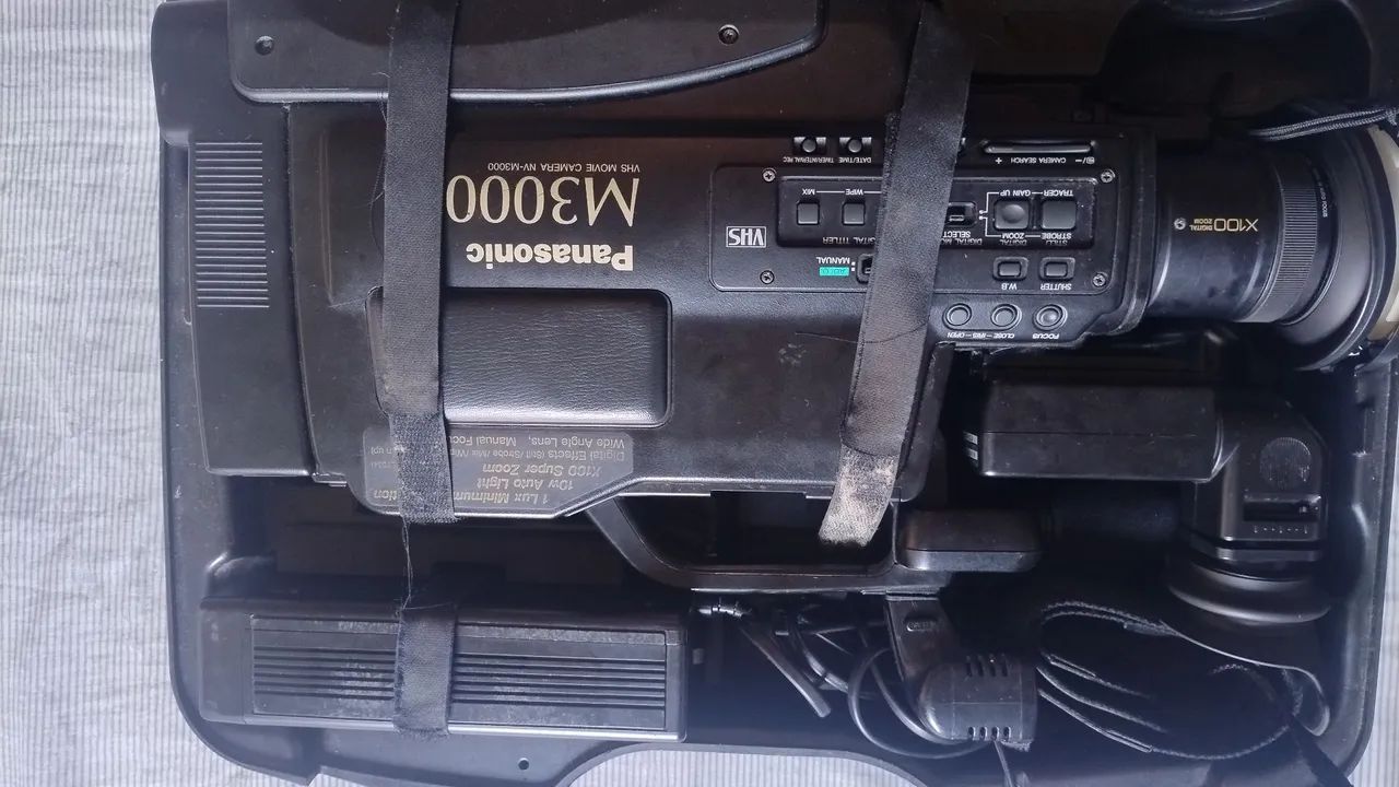 Filmadora Panasonic M3000