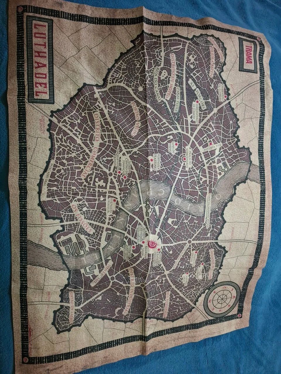 Mapa Luthadel Mistborn - Editora trama (Brandon Sanderson) 