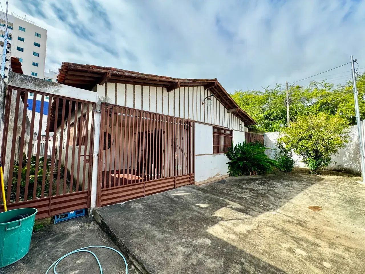 CASA COM 4 QUARTOS NA LIBERDADE - Foto 3