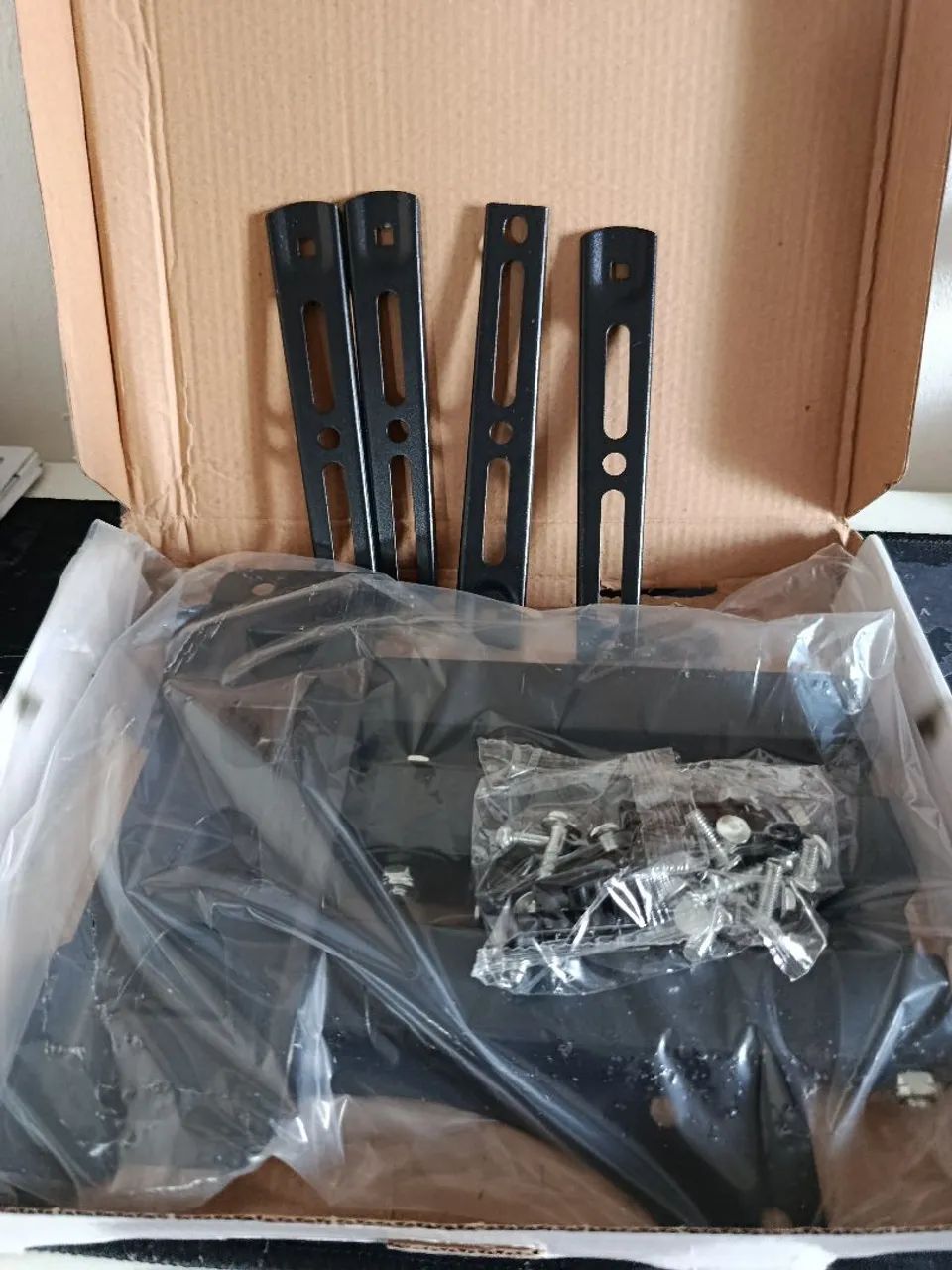 Suporte articular para TVs de 32" a 55" polegadas / OFERTA IMPERDÍVEL  - Foto 2