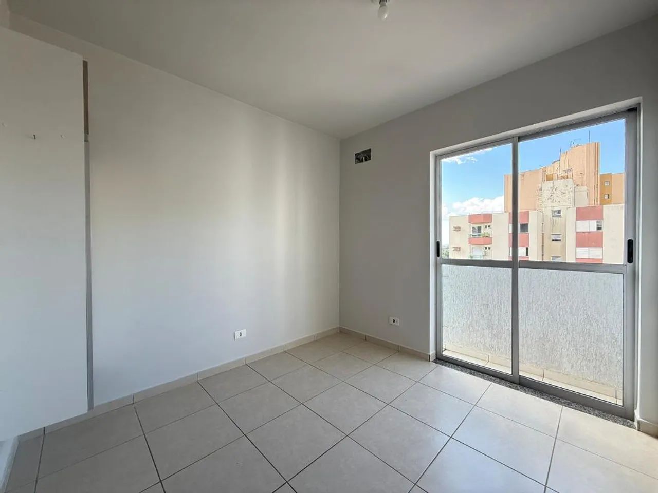 Apartamento para alugar em Maringá, Zona 07, com 1 suíte, com 28 m², Gran Studium - Foto 5