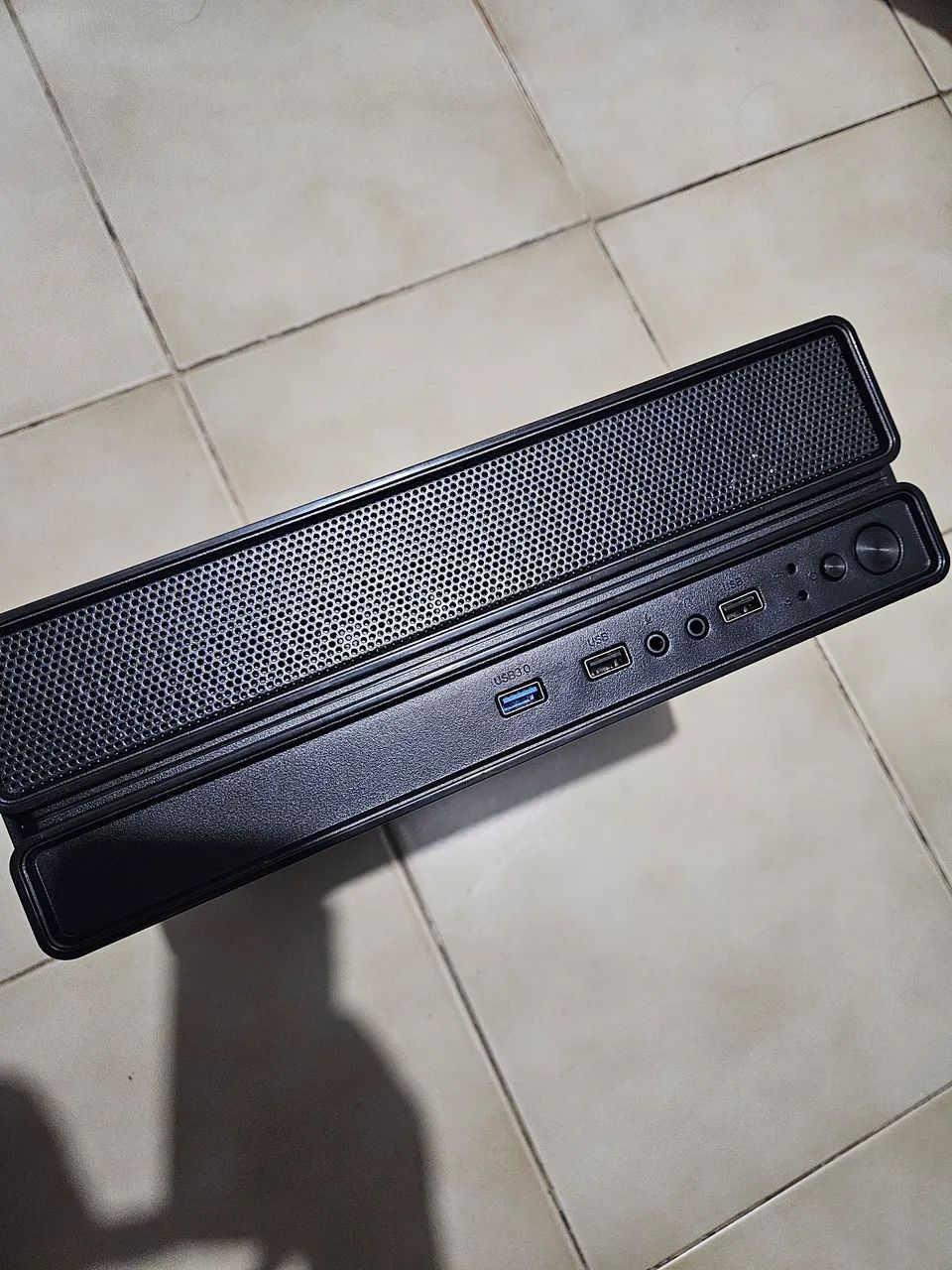 Gabinete Bluecase Slimdesk BG-2002 mAtx mini itx
