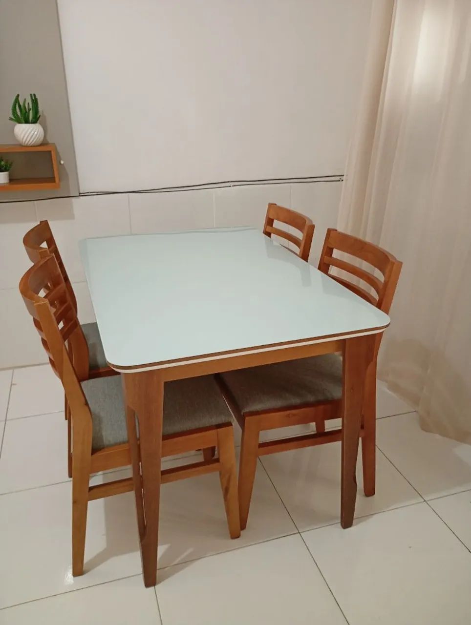 Conjunto de Sofá+ Mesa  - Foto 3