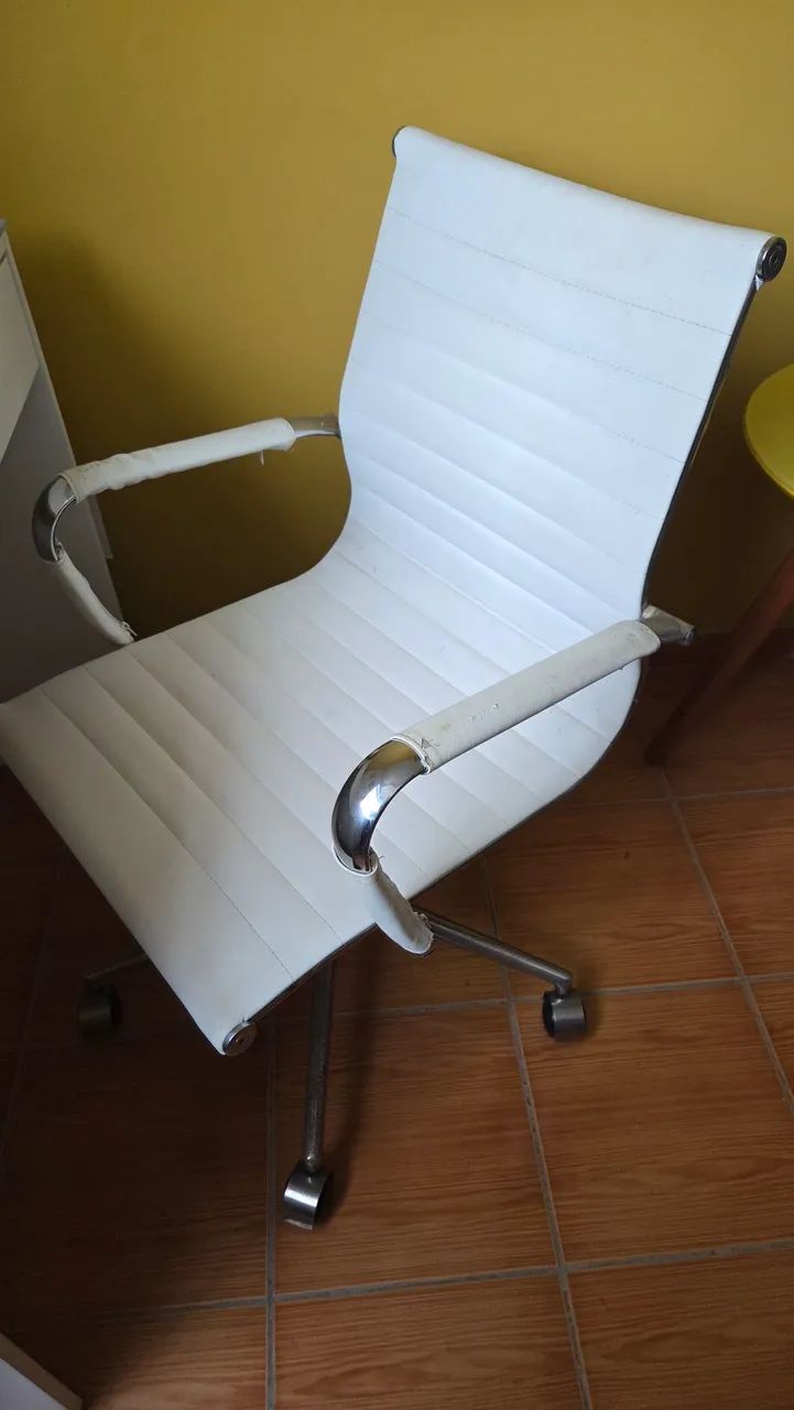 Escrivaninha multiuso com cadeira - Foto 5