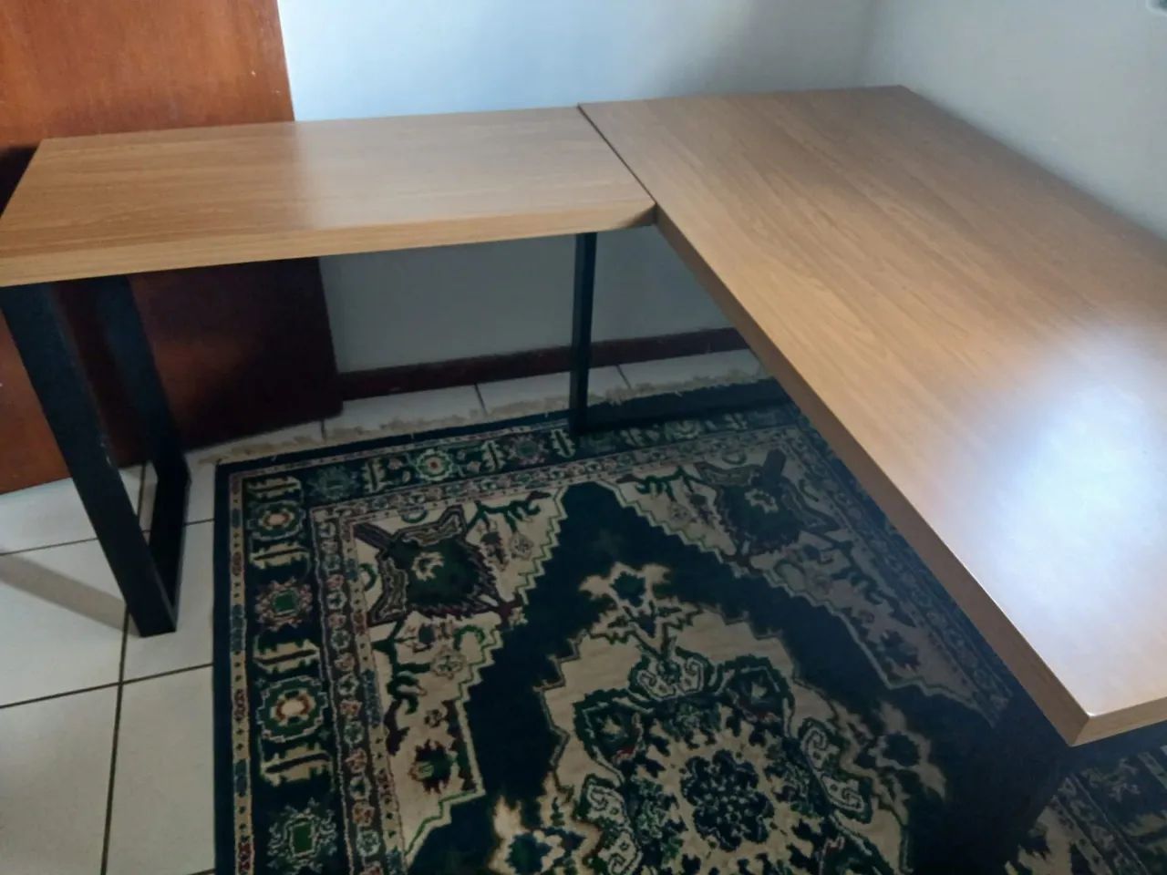 Mesa em L de Escritório - Perfeito Estado