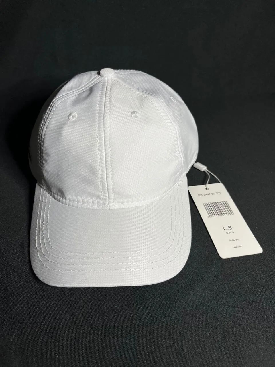 Boné Esportivo Branco Limitado - Foto 2