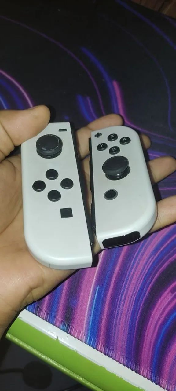 Par de JoyCons Originais Nitendo Switch