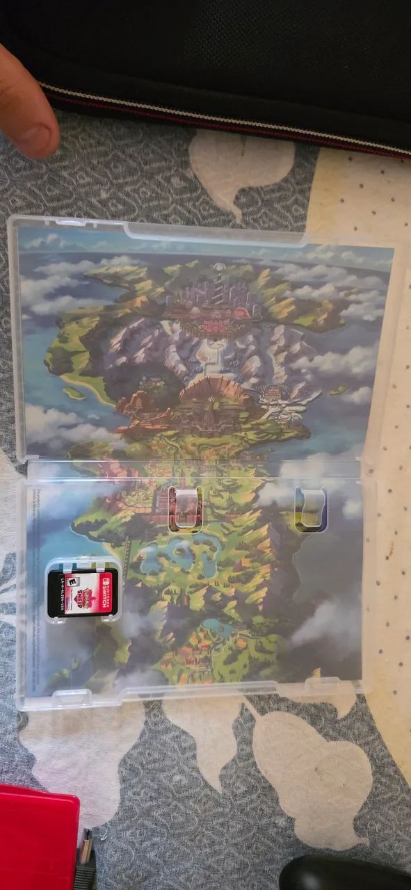 Pokémon Shield - Foto 3