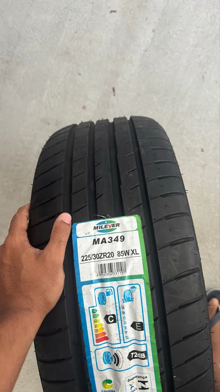 Pneus Aro 20 225/30