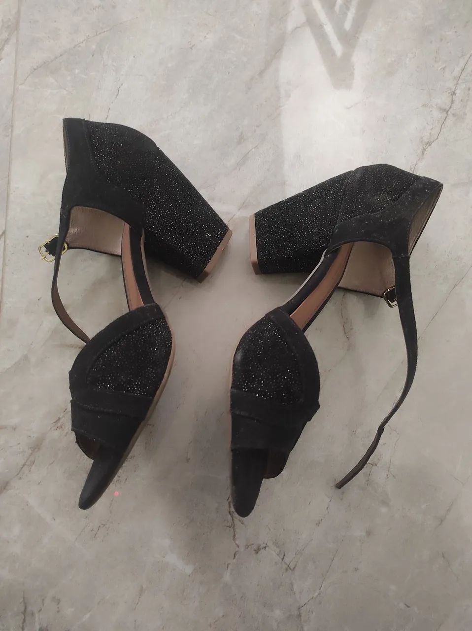 Sapato Preto Brilho - Foto 2