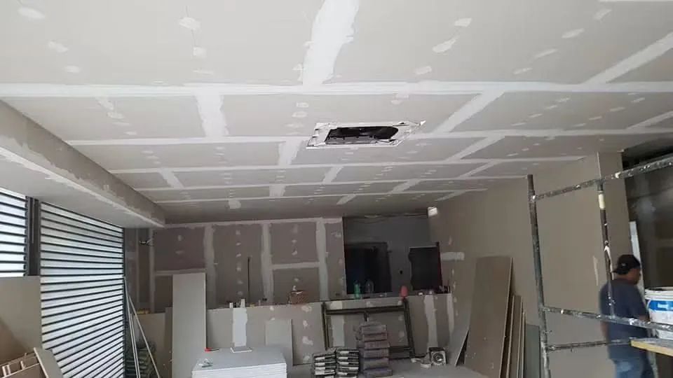 Emprego homens 18a 40 anos 