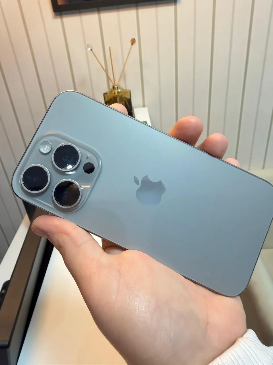 iPhone 15 Pro  - Foto 2