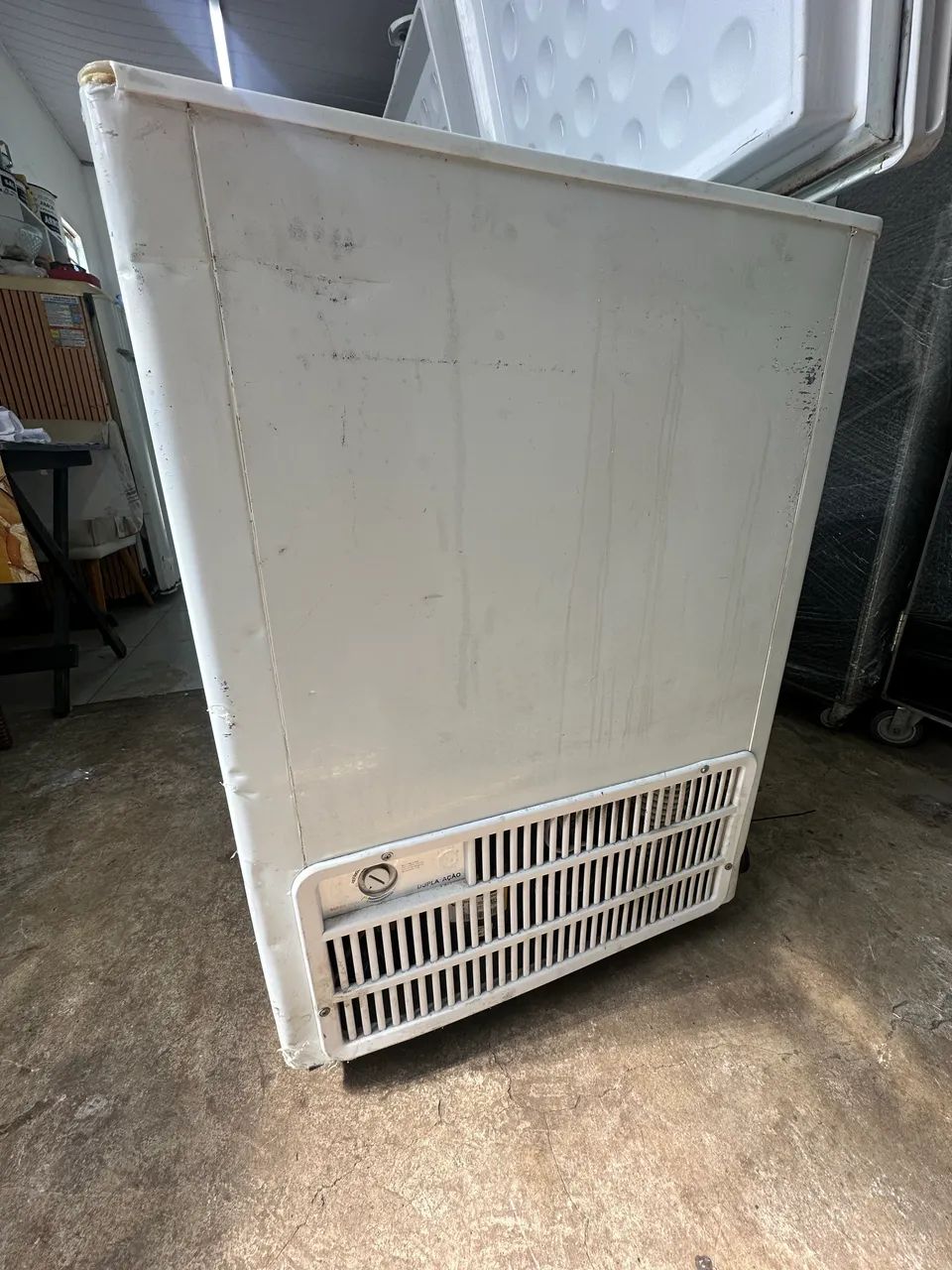 Freezer horizontal FRICON 503 Litros (dupla ação porta cega) 220V