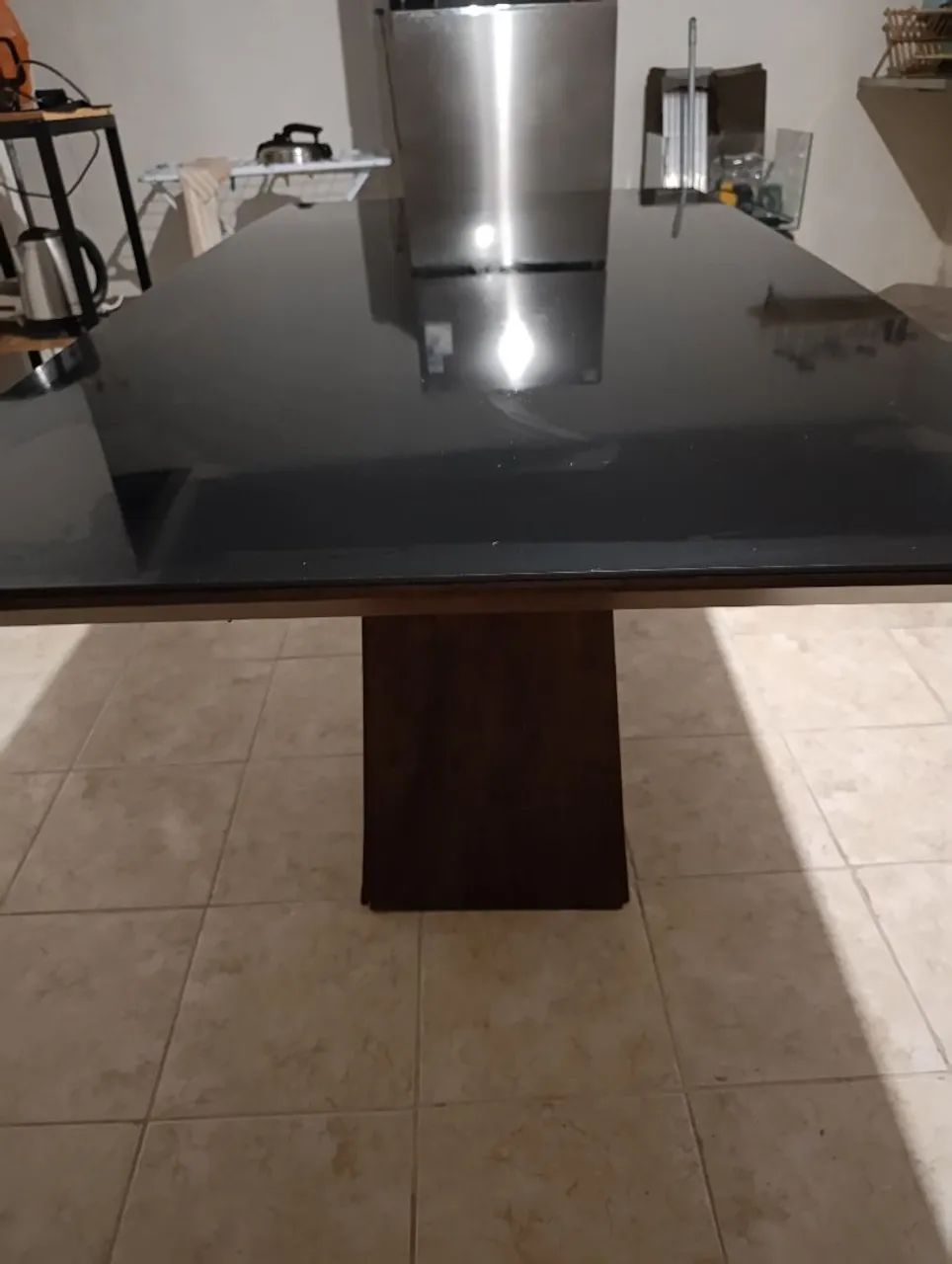 Mesa de jantar em vídro preto - Foto 2