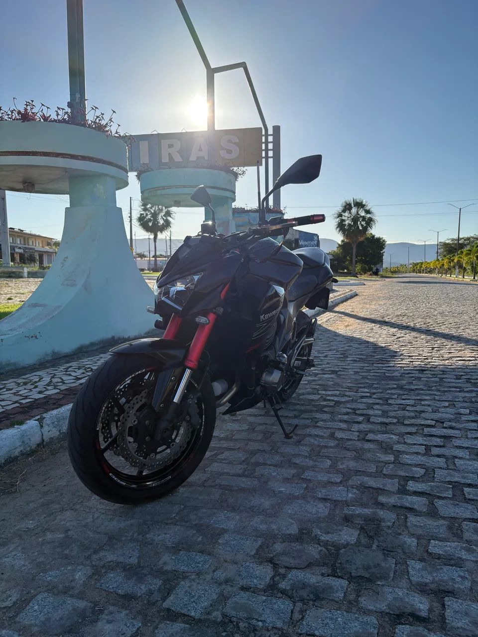 Kawasaki Z-800 2014 - 1511971548 | OLX