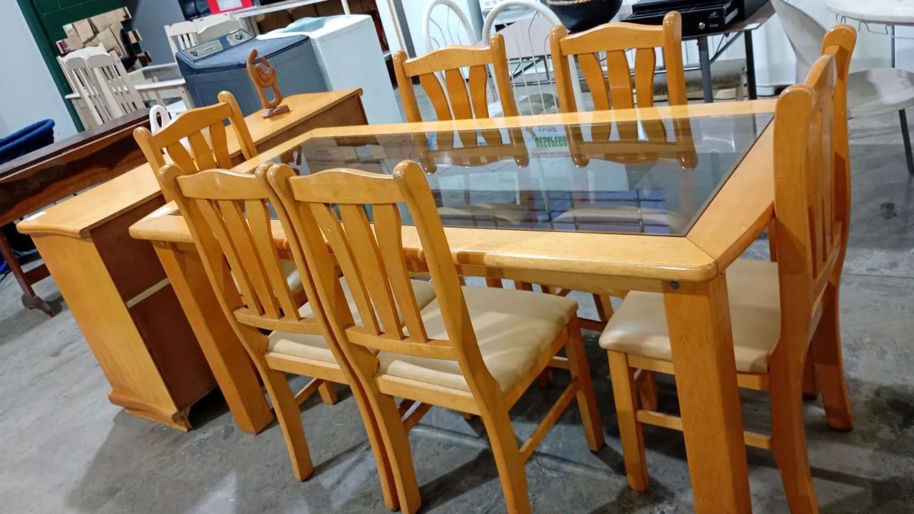 Mesa de Jantar C/ 6 Cadeiras