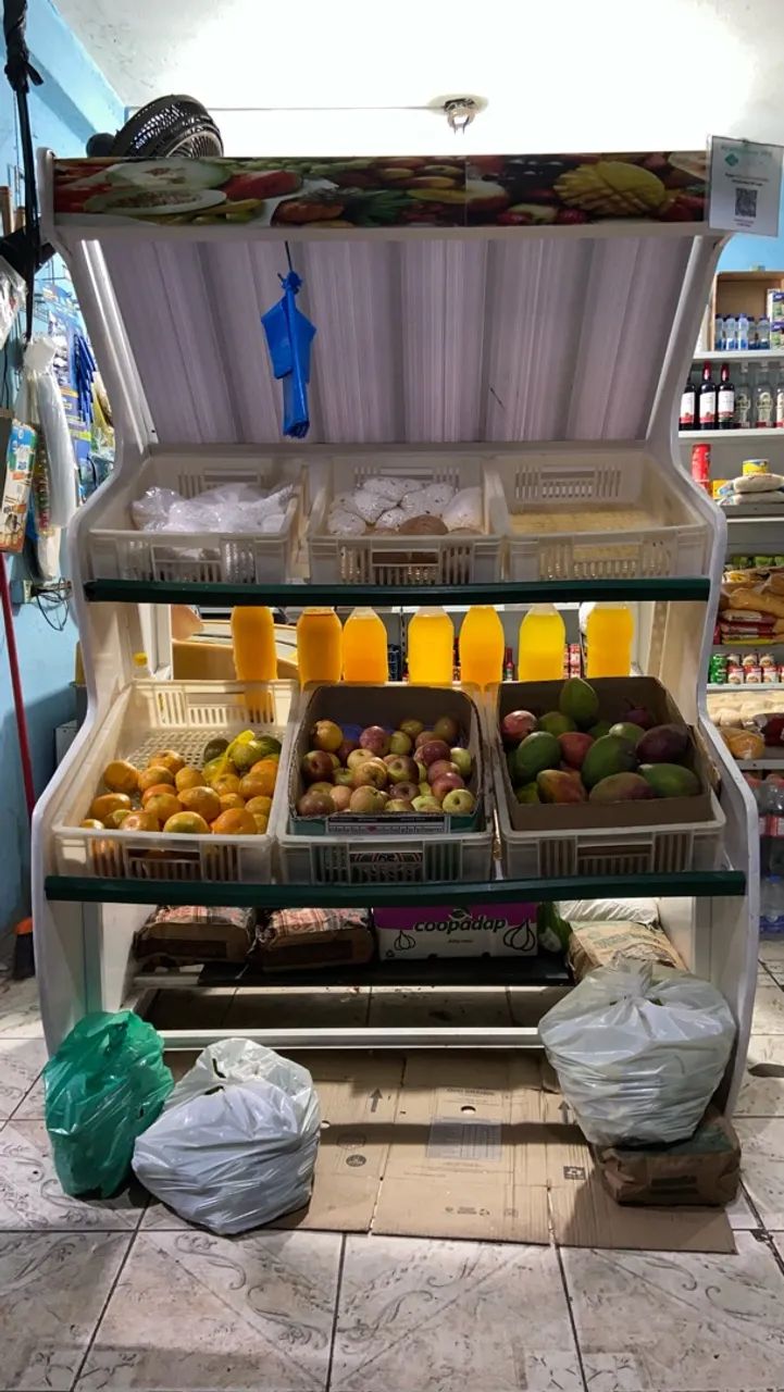 EXPOSITOR DE FRUTAS E LEGUMES