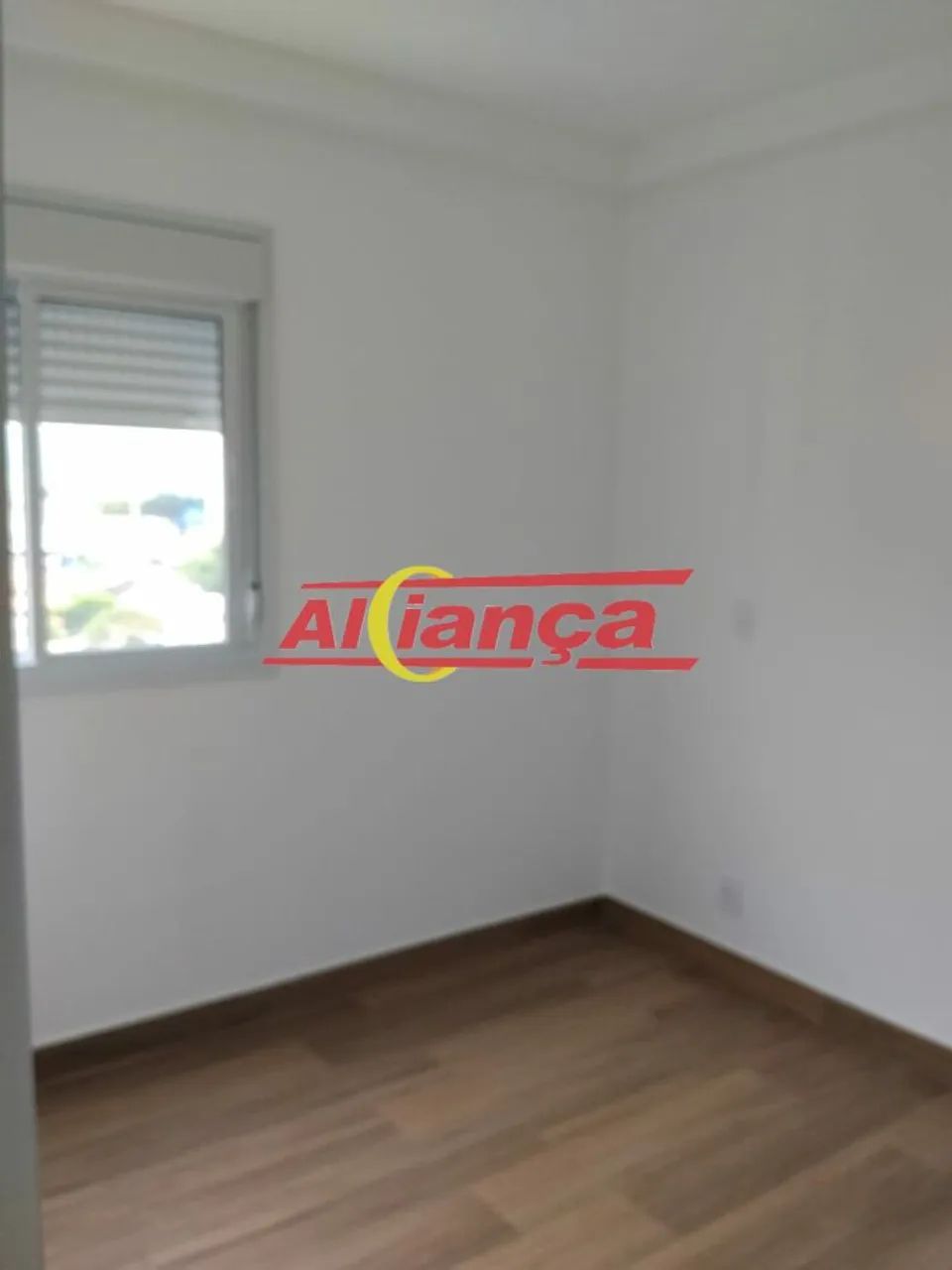 APARTAMENTO COM 2 DORMITÓRIOS - 2 VAGAS DE GARAGEM - 55m²- VILA GALVAO - R$ 3200,00 - Foto 8