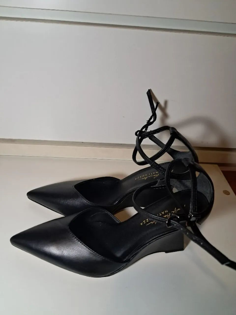 SCARPIN ANABELA PRETO LUIZA BARCELOS NATI VOZZA - Foto 4