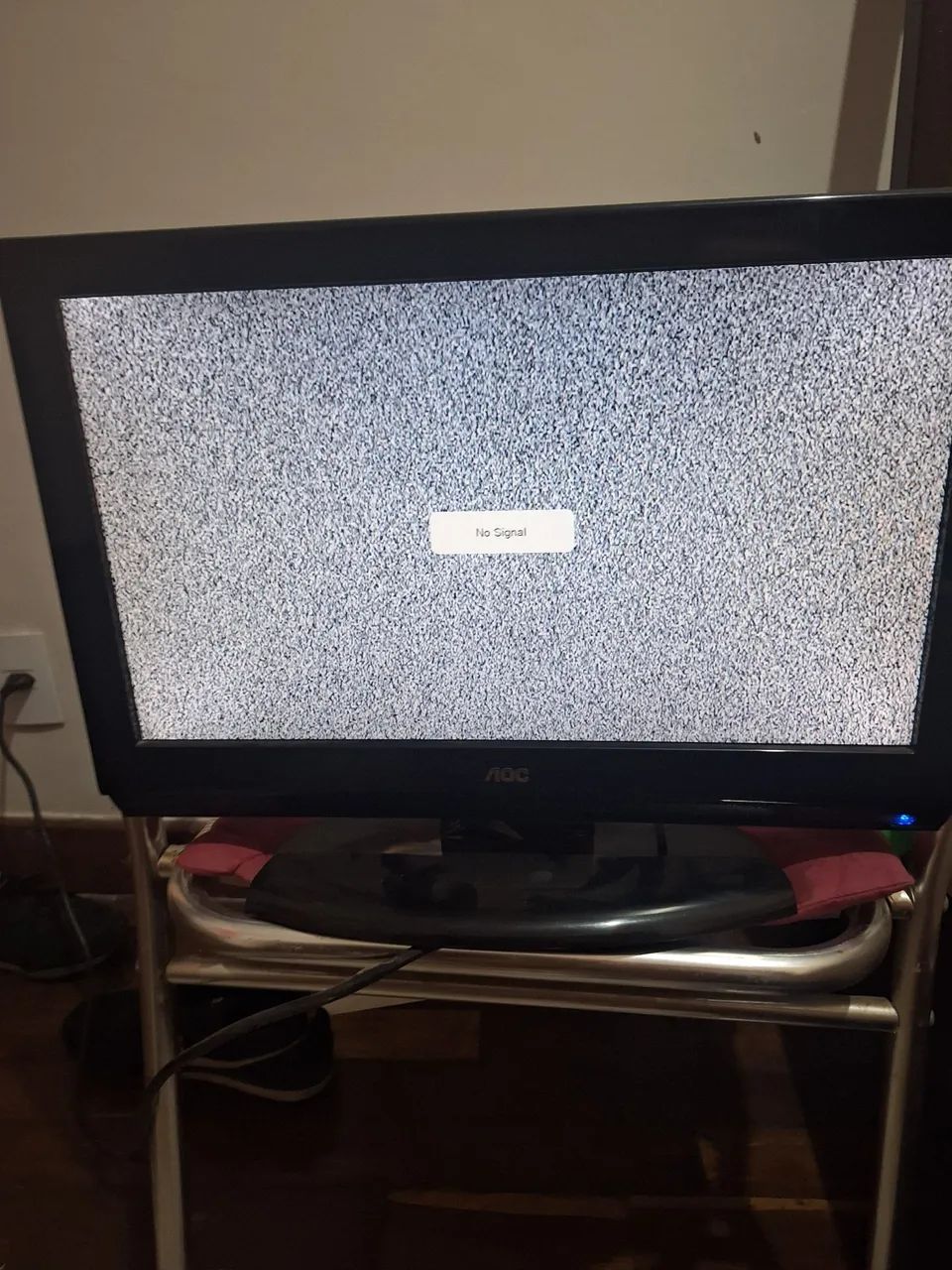 Tv AOC 15 polegadas semi nova