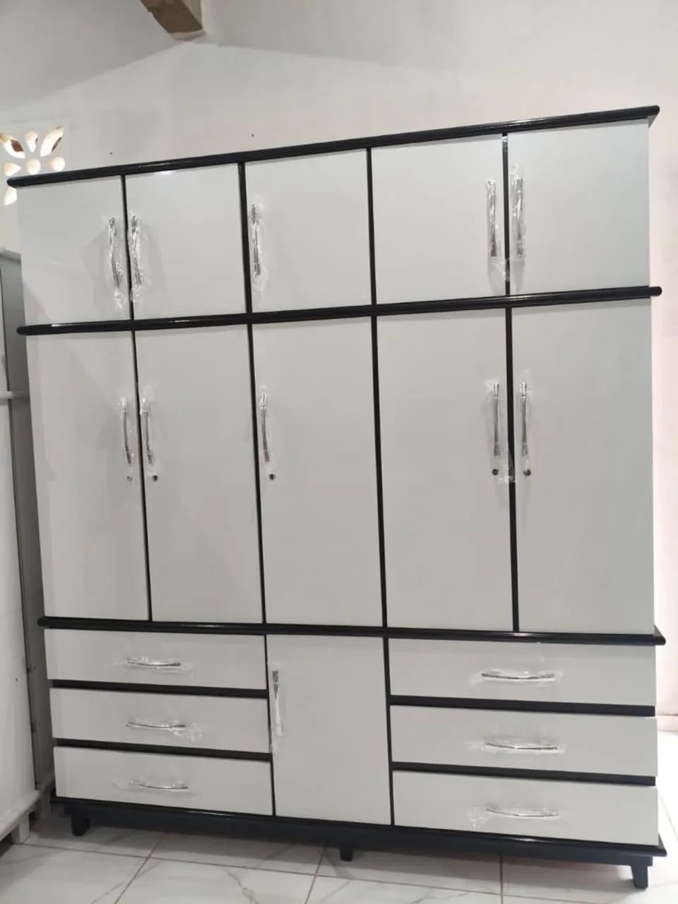 Guarda roupa 5 portas  - Foto 2