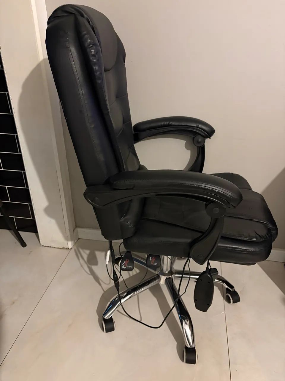 Cadeira de escritório com massagem  - Foto 2