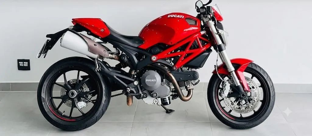 Ducati Monster 796 - Foto 4