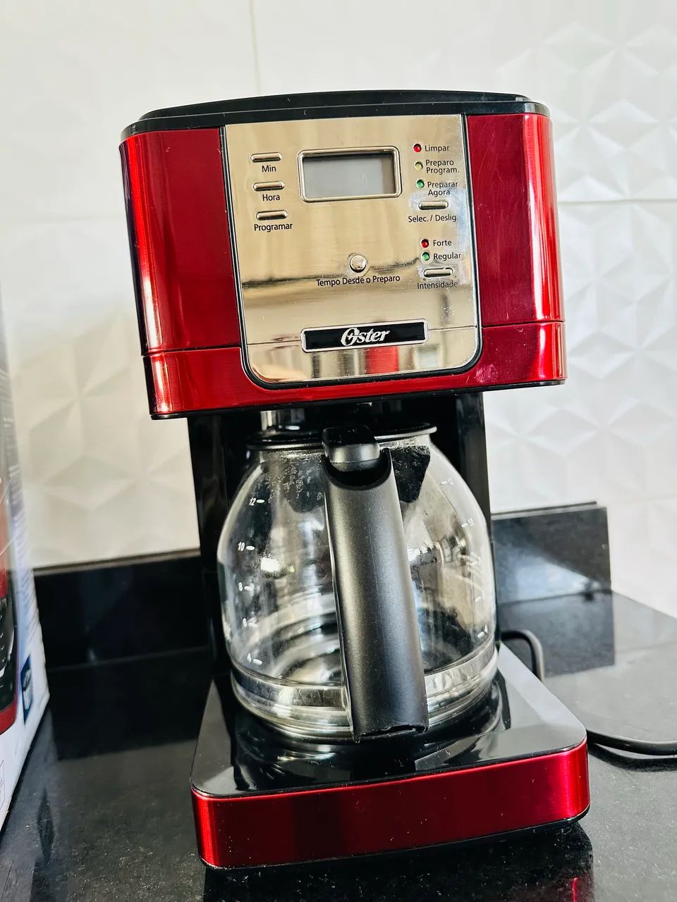 Cafeteira programável da marca Oster 