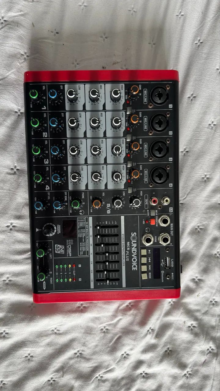 mesa de som soundvoice mc6 plus