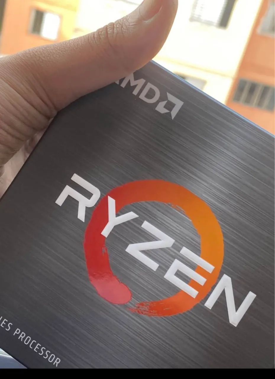 Processador Ryzen 3 2200G Com Ventoinha e Caixa
