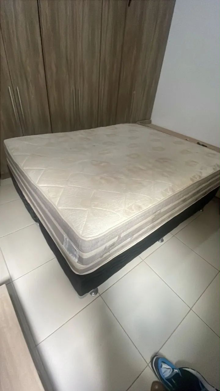 Cama queen
